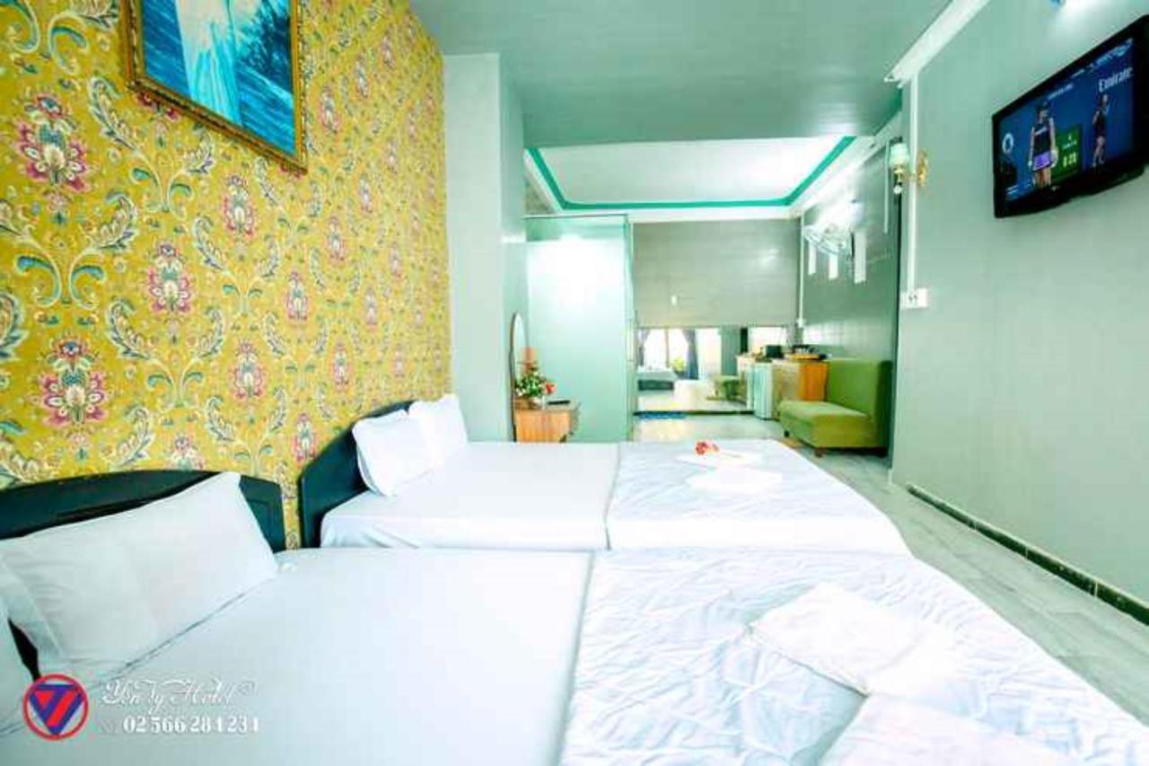 Yen Vy Hotel Куинён Экстерьер фото