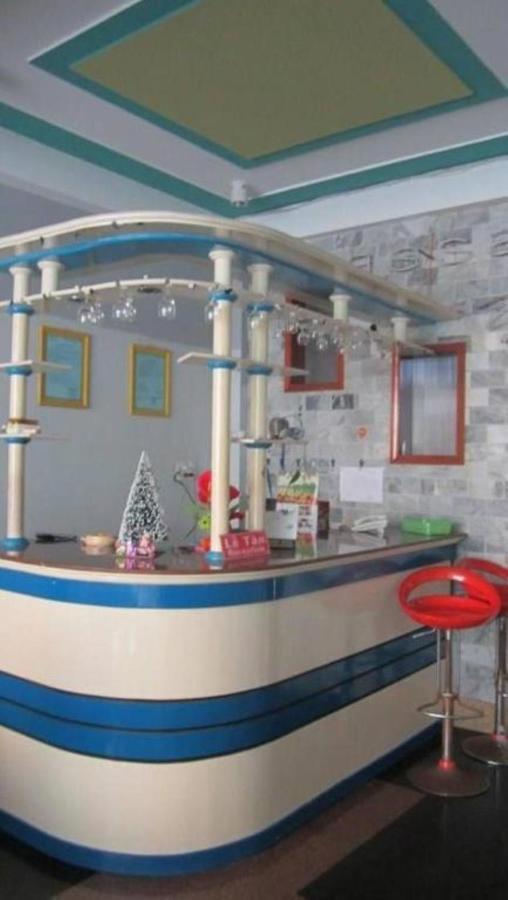 Yen Vy Hotel Куинён Экстерьер фото