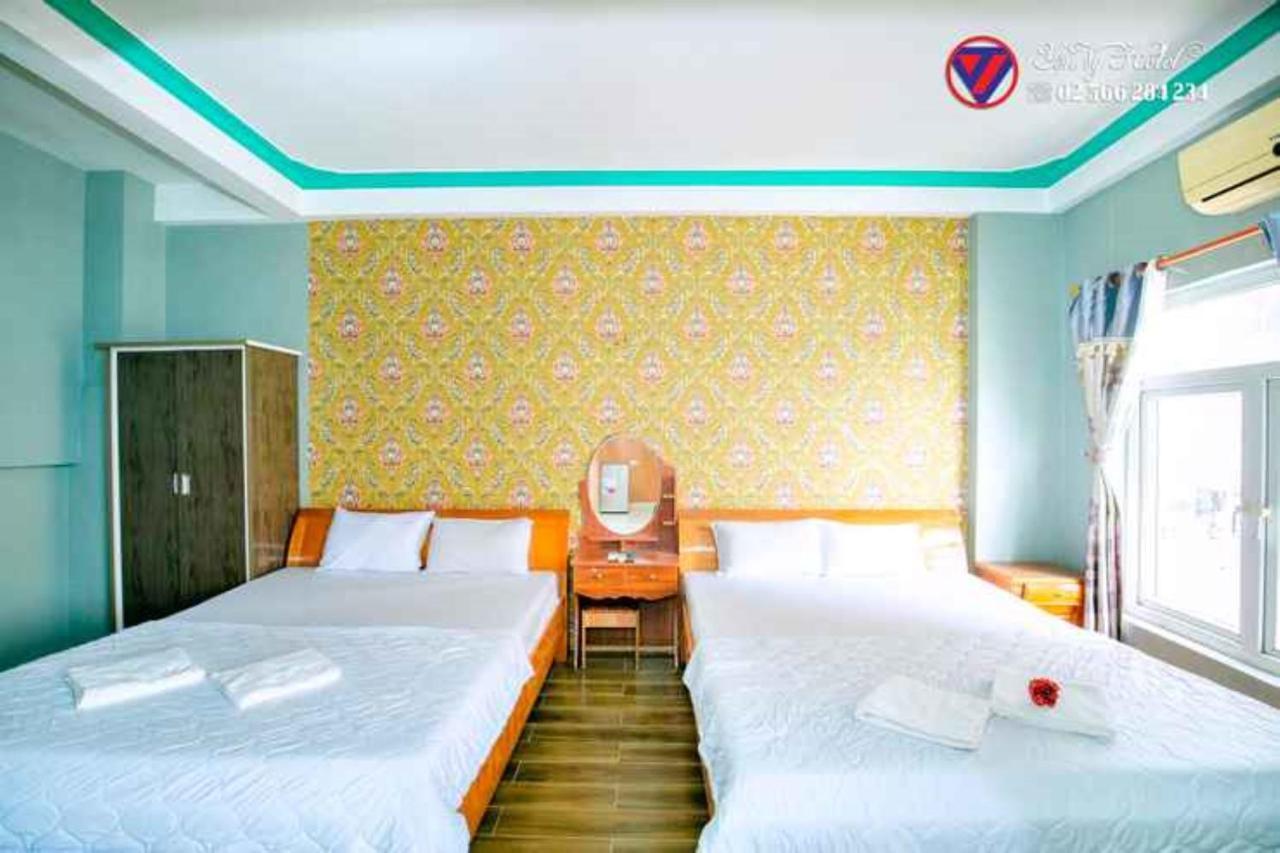 Yen Vy Hotel Куинён Экстерьер фото